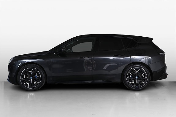 BMW iX 3 of 30