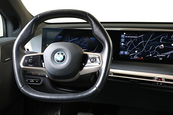 BMW iX 7 of 30