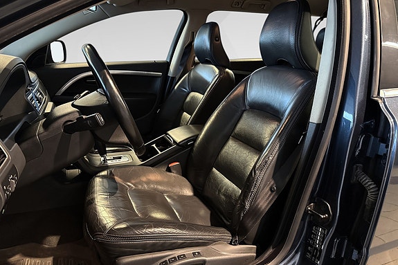 Volvo XC70 10 of 18