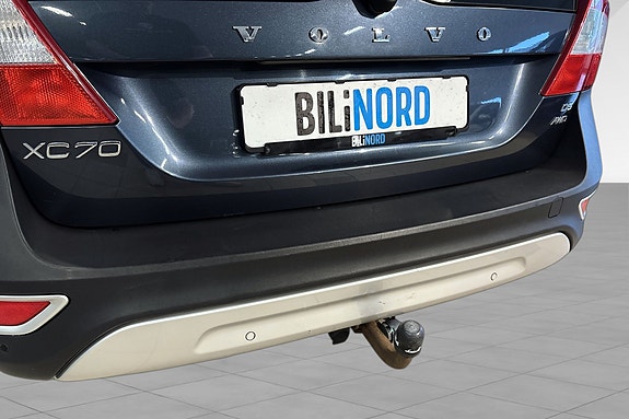 Volvo XC70 8 of 18