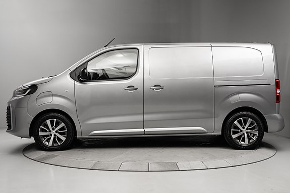 Toyota Proace 2 of 29
