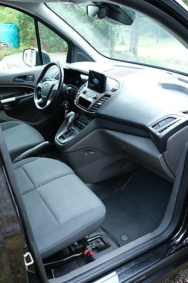 Ford Transit Connect 10 of 22