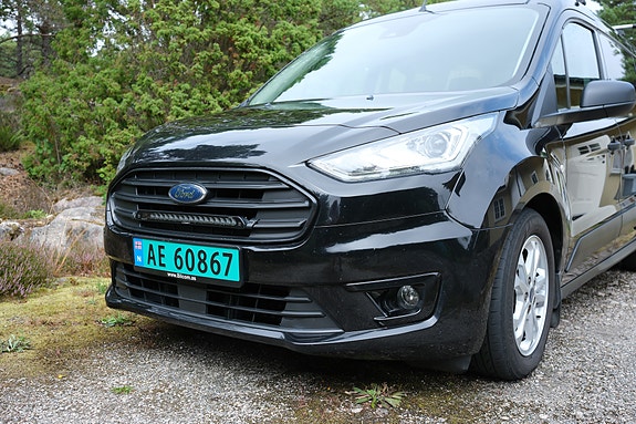Ford Transit Connect 4 of 22