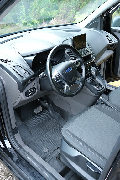 Ford Transit Connect 12 of 22