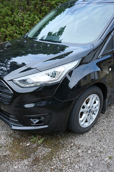 Ford Transit Connect 6 of 22