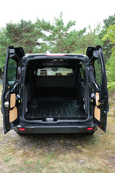 Ford Transit Connect 18 of 22