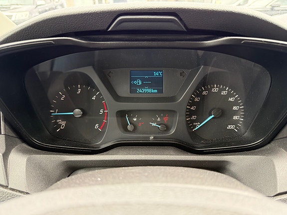 Ford Transit 17 of 30