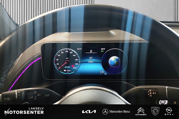 Mercedes-Benz EQC400 19 of 30