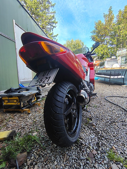Honda VFR 800 3 of 13