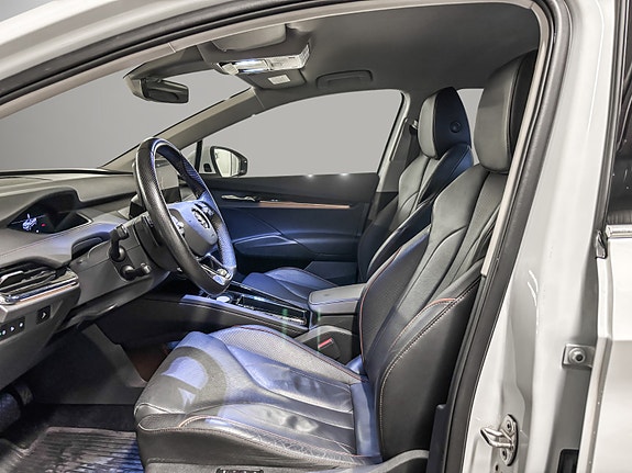 Skoda Enyaq 12 of 30