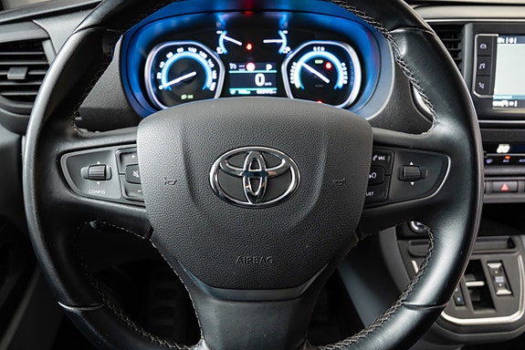 Toyota Proace 25 of 28