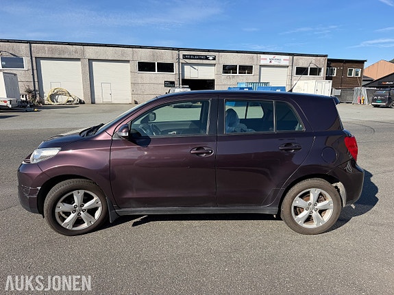 Toyota Urban Cruiser 8 of 30