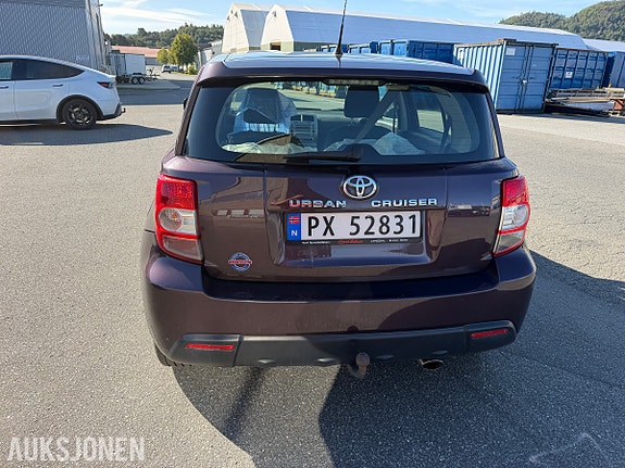 Toyota Urban Cruiser 6 of 30