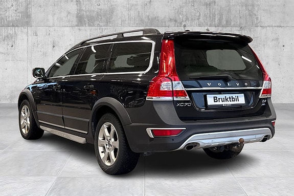 Volvo XC70 3 of 28