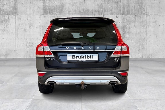 Volvo XC70 4 of 28