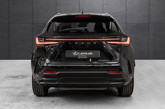 Lexus NX450h 4 of 26