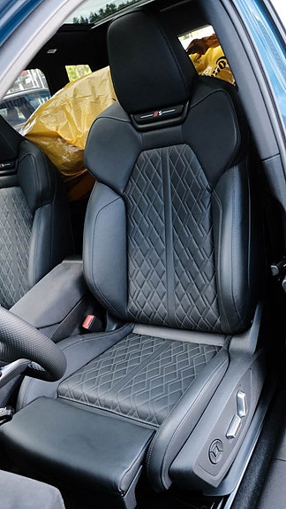 Audi SQ6 e-tron 25 of 30