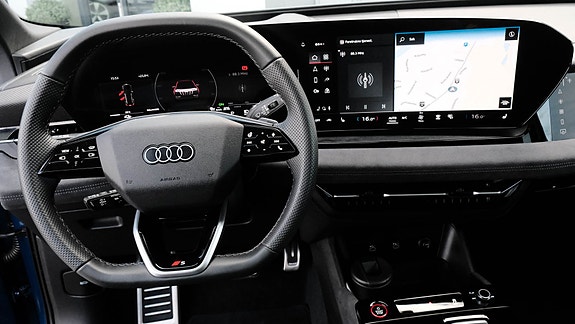 Audi SQ6 e-tron 18 of 30