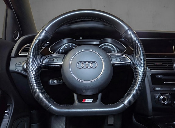 Audi A4 21 of 30