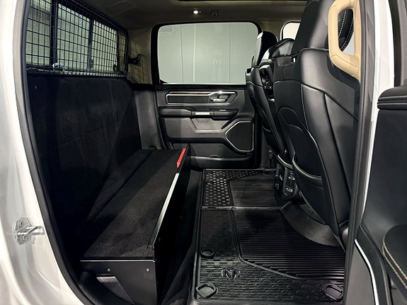 Dodge RAM 17 of 30