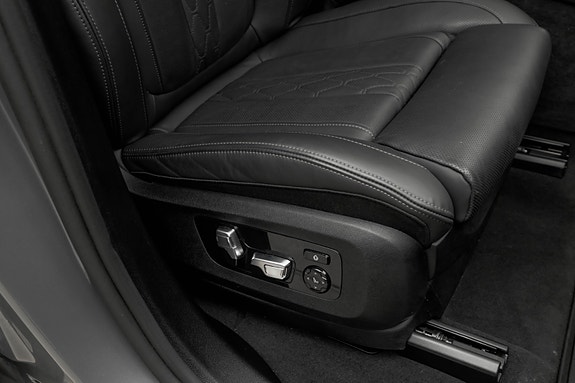 BMW X5 18 of 30