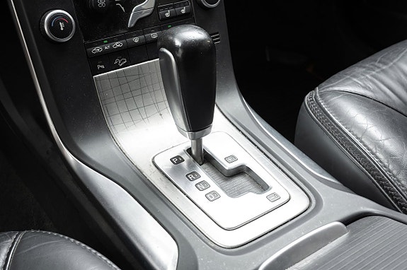 Volvo XC70 13 of 19
