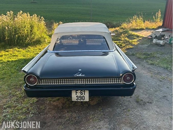 Ford Andre 4 of 30