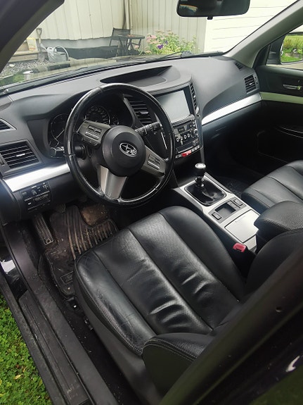 Subaru Outback 13 of 21