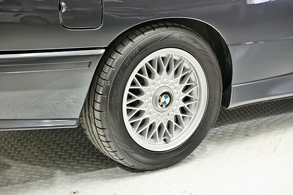 BMW M3 9 of 14