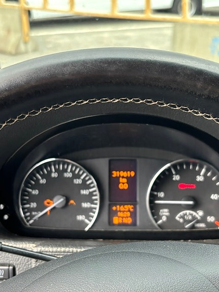 Mercedes-Benz Multiline 8 of 8
