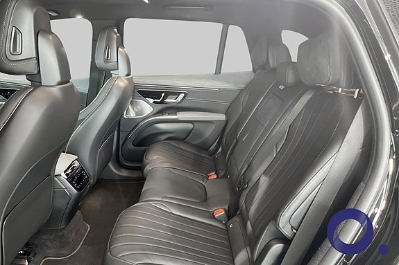 Mercedes-Benz EQS SUV 11 of 16