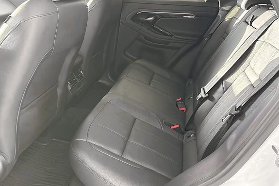 Land Rover Range Rover Evoque 18 of 30