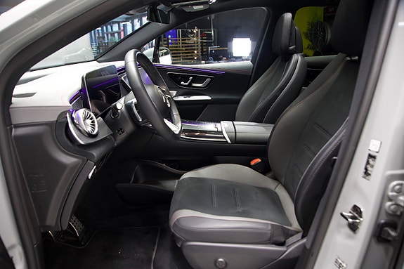 Mercedes-Benz EQE SUV 12 of 30