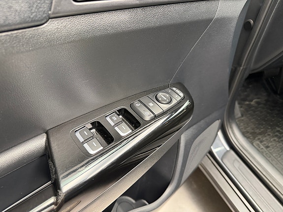 Kia Sportage 11 of 30