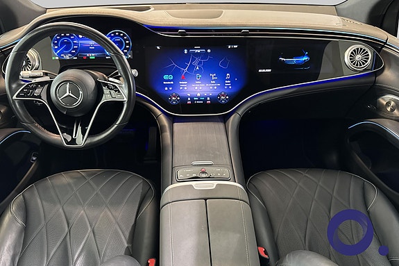Mercedes-Benz EQS SUV 15 of 21