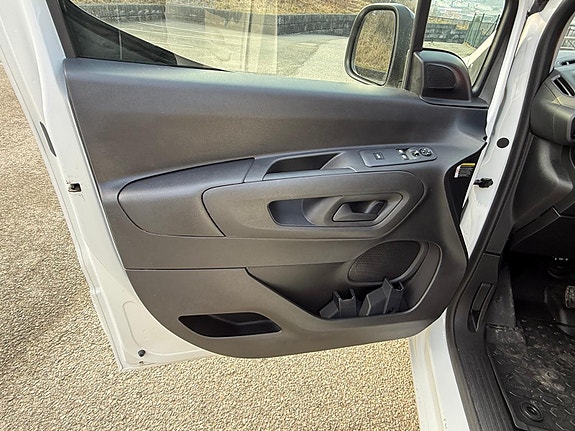 Citroen Berlingo 14 of 17