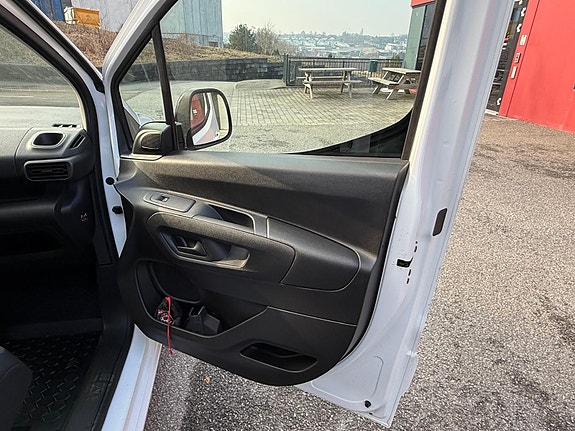 Citroen Berlingo 12 of 17