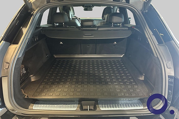 Mercedes-Benz EQE SUV 5 of 18