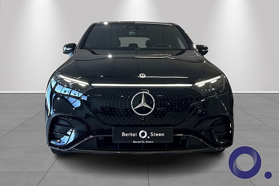 Mercedes-Benz EQE SUV 9 of 18