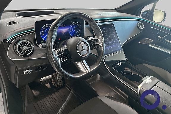 Mercedes-Benz EQE SUV 13 of 18