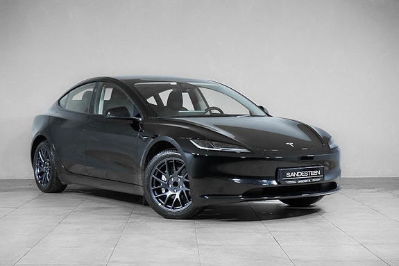 Tesla Model 3 3 of 23