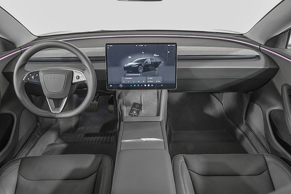 Tesla Model 3 15 of 23
