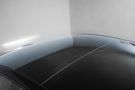 Tesla Model 3 7 of 23