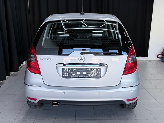 Mercedes-Benz A160 7 of 30
