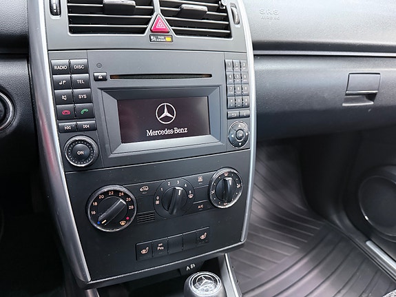 Mercedes-Benz A160 16 of 30