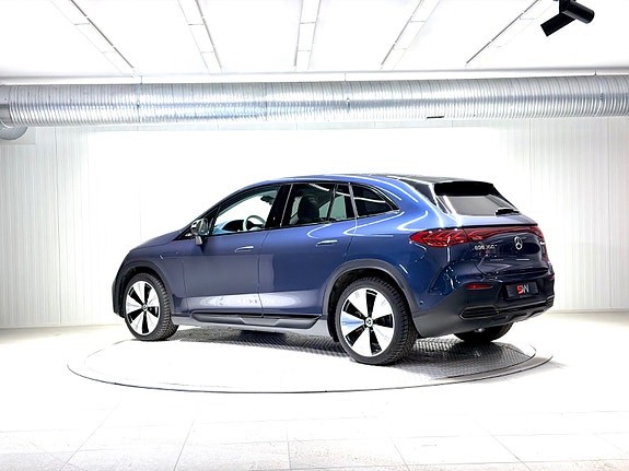 Mercedes-Benz EQE SUV 11 of 29