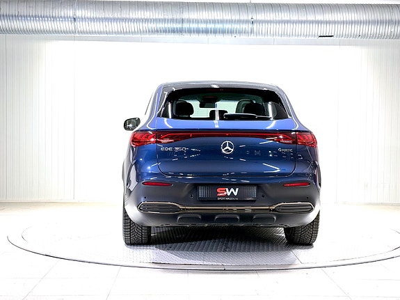 Mercedes-Benz EQE SUV 20 of 29