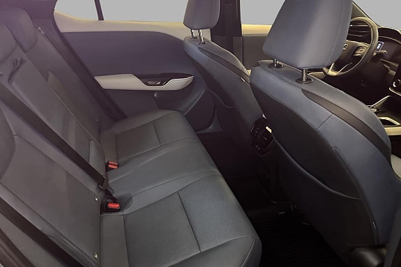 Lexus RZ450e 16 of 24