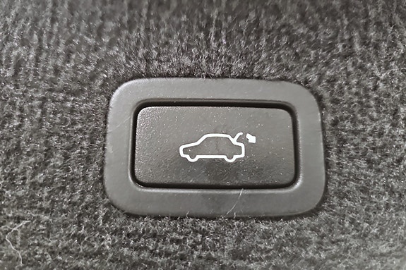 Volvo XC70 30 of 30