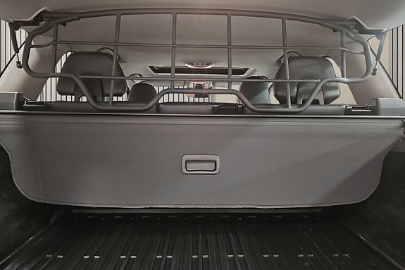 Volvo XC70 26 of 30